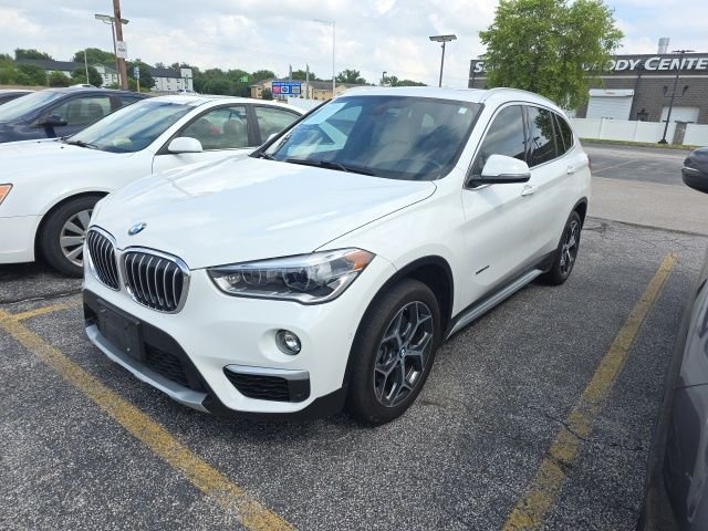 2017 BMW X1 xDrive28i's photo