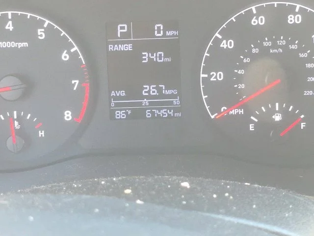 Used 2018 Silver Hyundai SEL image 9