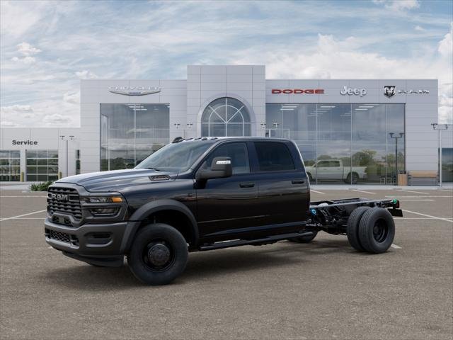 New 2026 Diamond Black Crystal Pearl-Coat Exterior Paint RAM Tradesman image 28