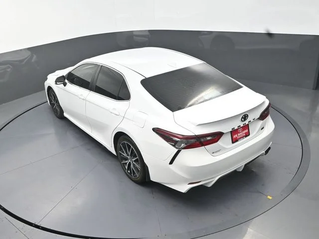 Used 2024 White Toyota SE image 26
