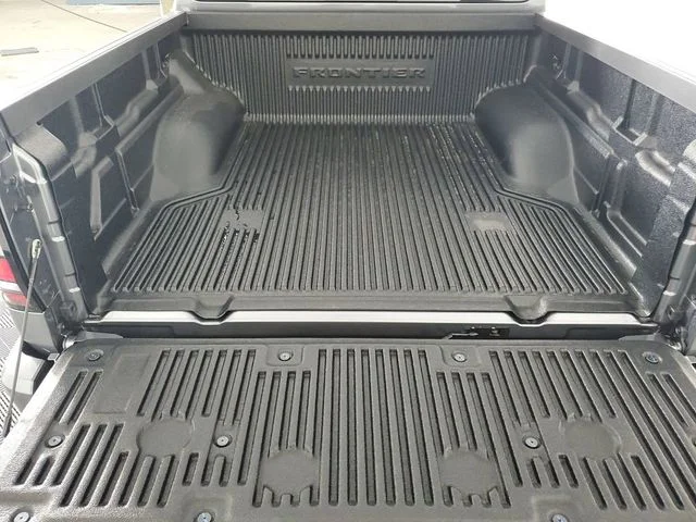 New 2026 Gun Metallic Nissan Crew Cab SV image 11
