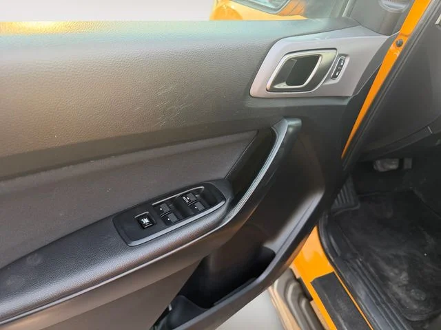 Used 2022 Orange Ford XLT image 10