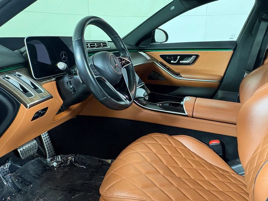 Used 2023 Gray Mercedes-Benz S 500 image 23