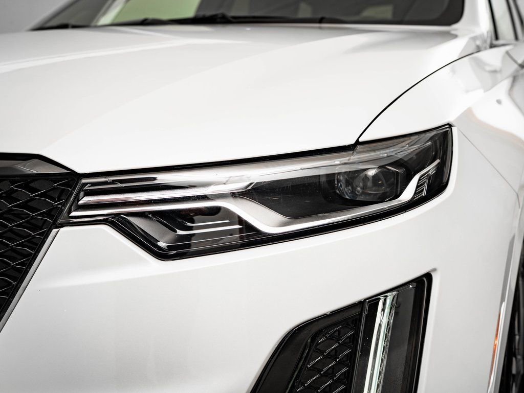 Used 2023 White Cadillac Sport image 15