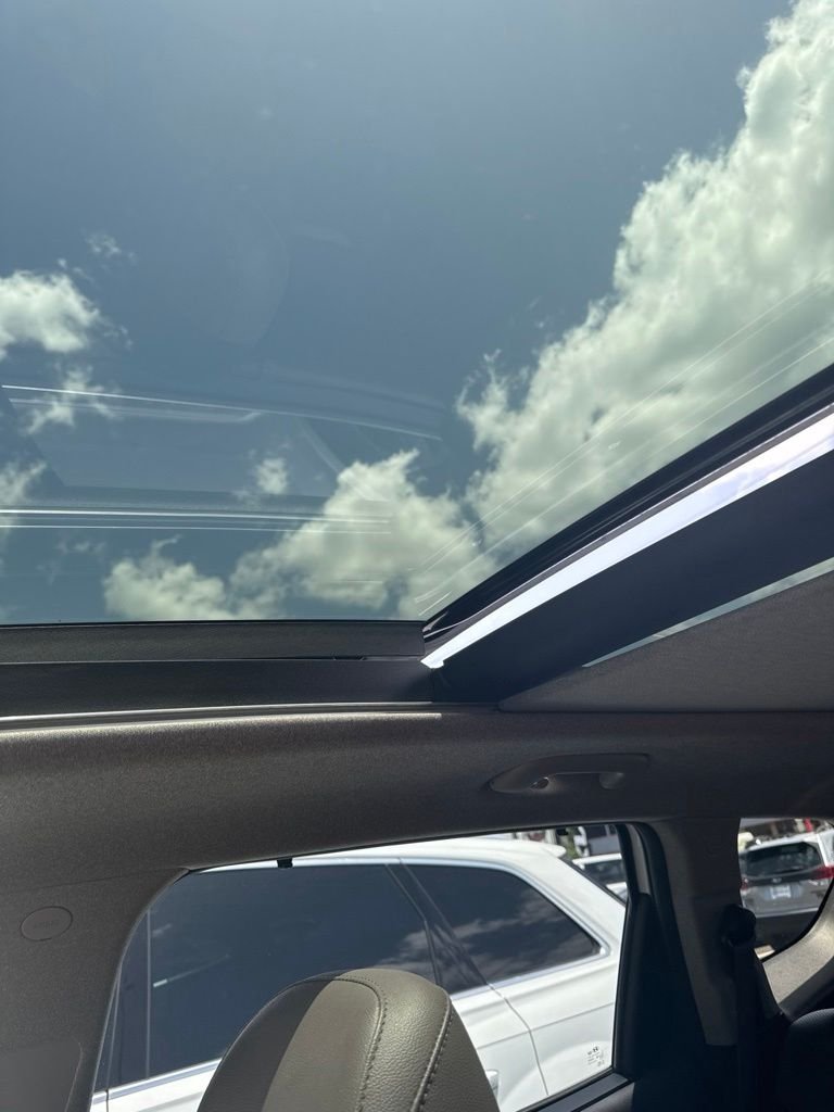 Used 2020 Gray Hyundai SEL image 13