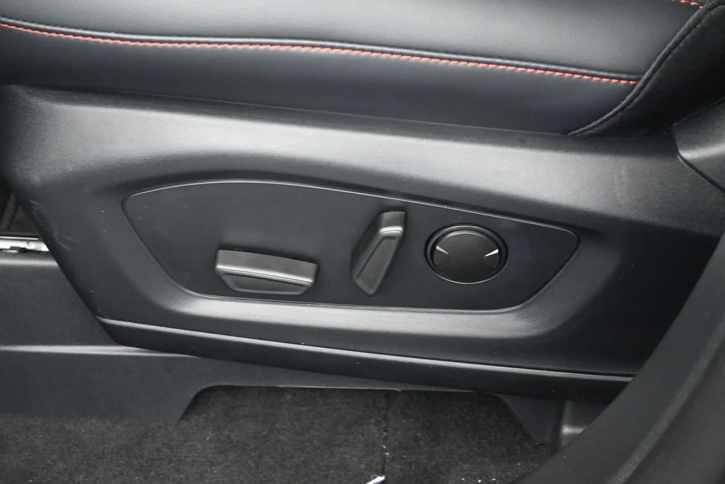 New 2026 Agate Black Metallic Ford ST image 9