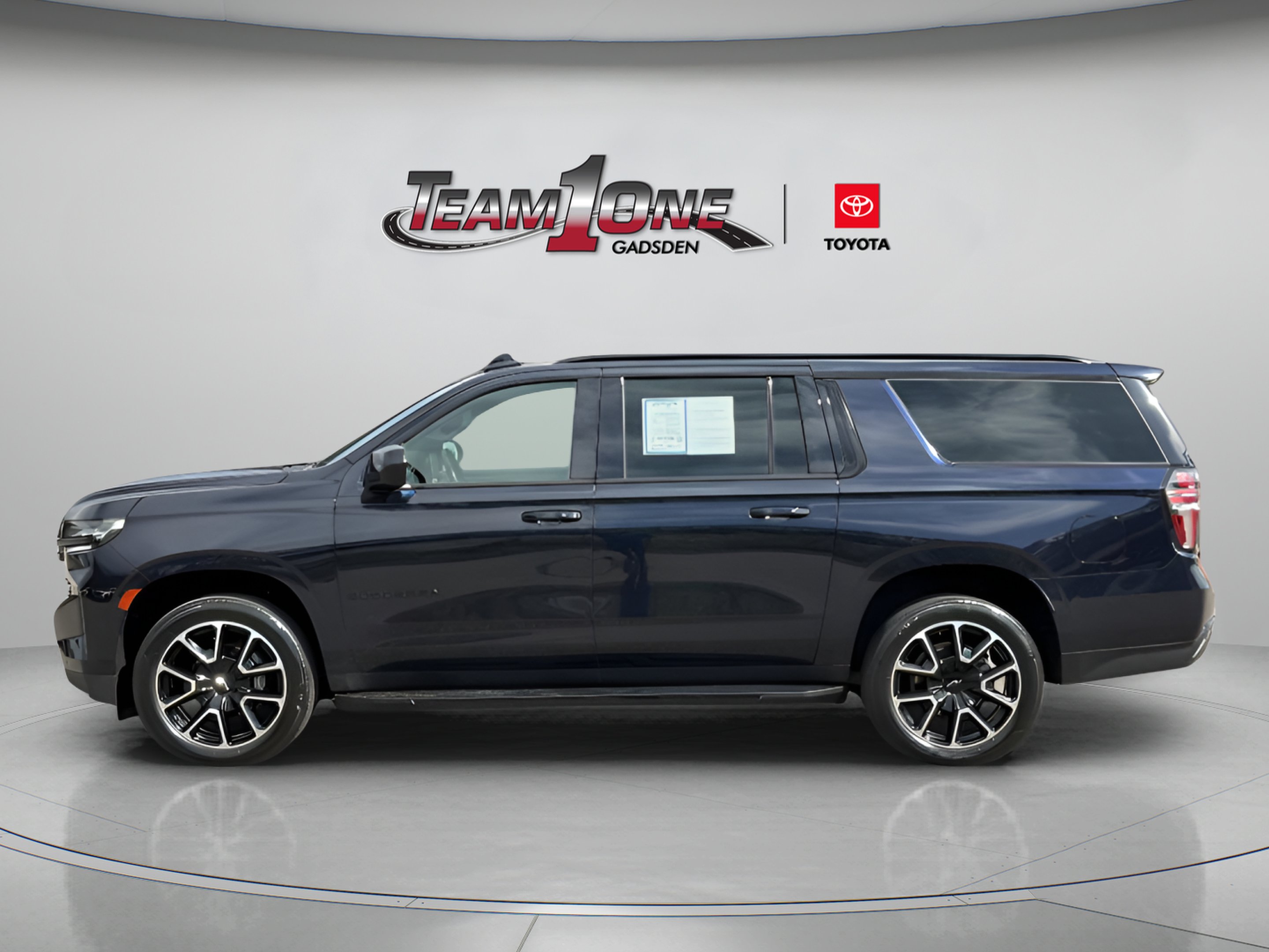 Used 2023 Midnight Blue Metallic Chevrolet RST image 5