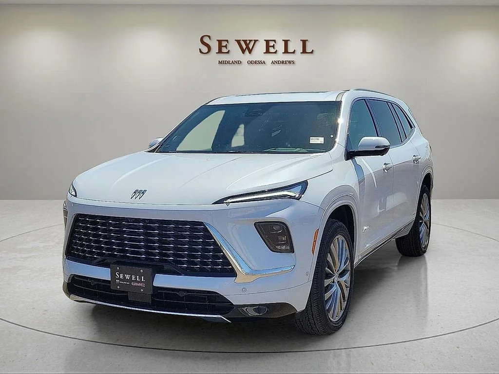 2026 Buick Enclave Avenir AWD's photo