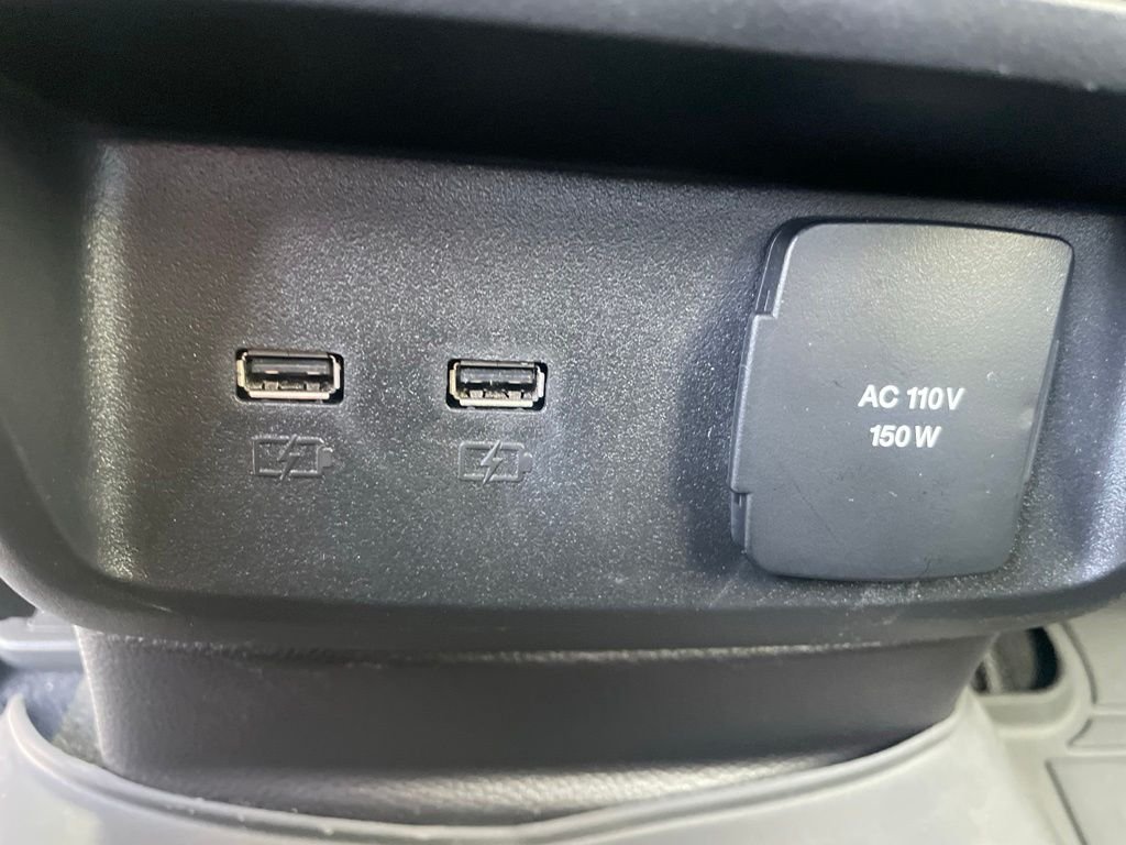 Used 2023 Carbonized Gray Metallic Ford Lariat image 12