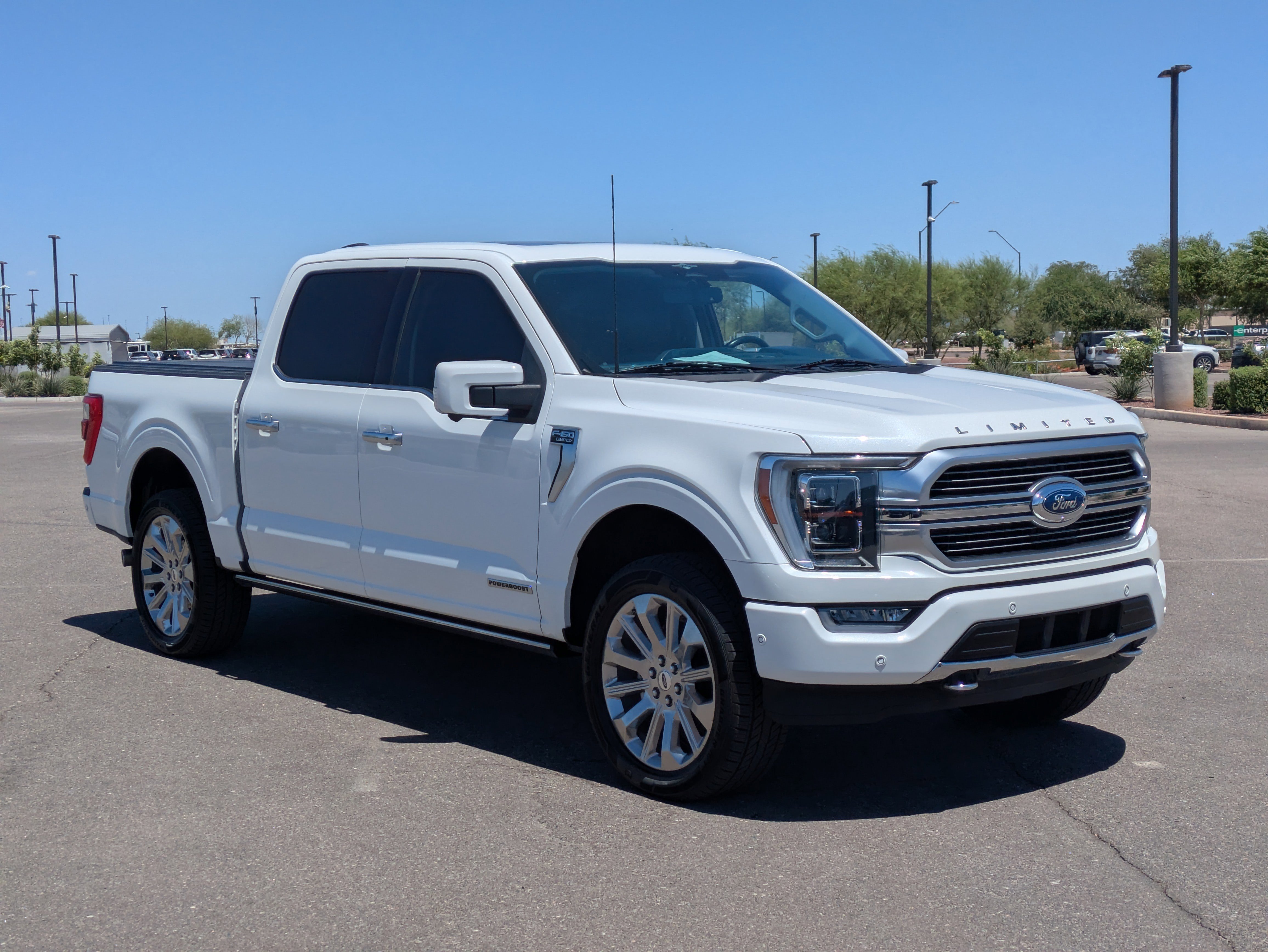 Used 2023 White Metallic Ford Limited image 7