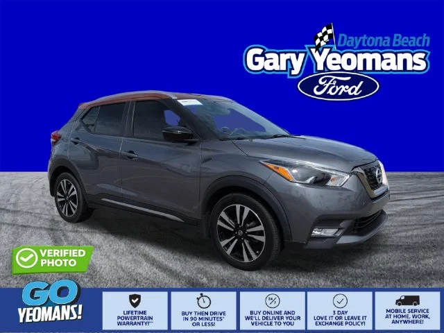 2019 Nissan Kicks SR
