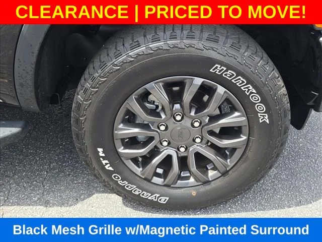 Used 2023 Black Ford XLT image 35