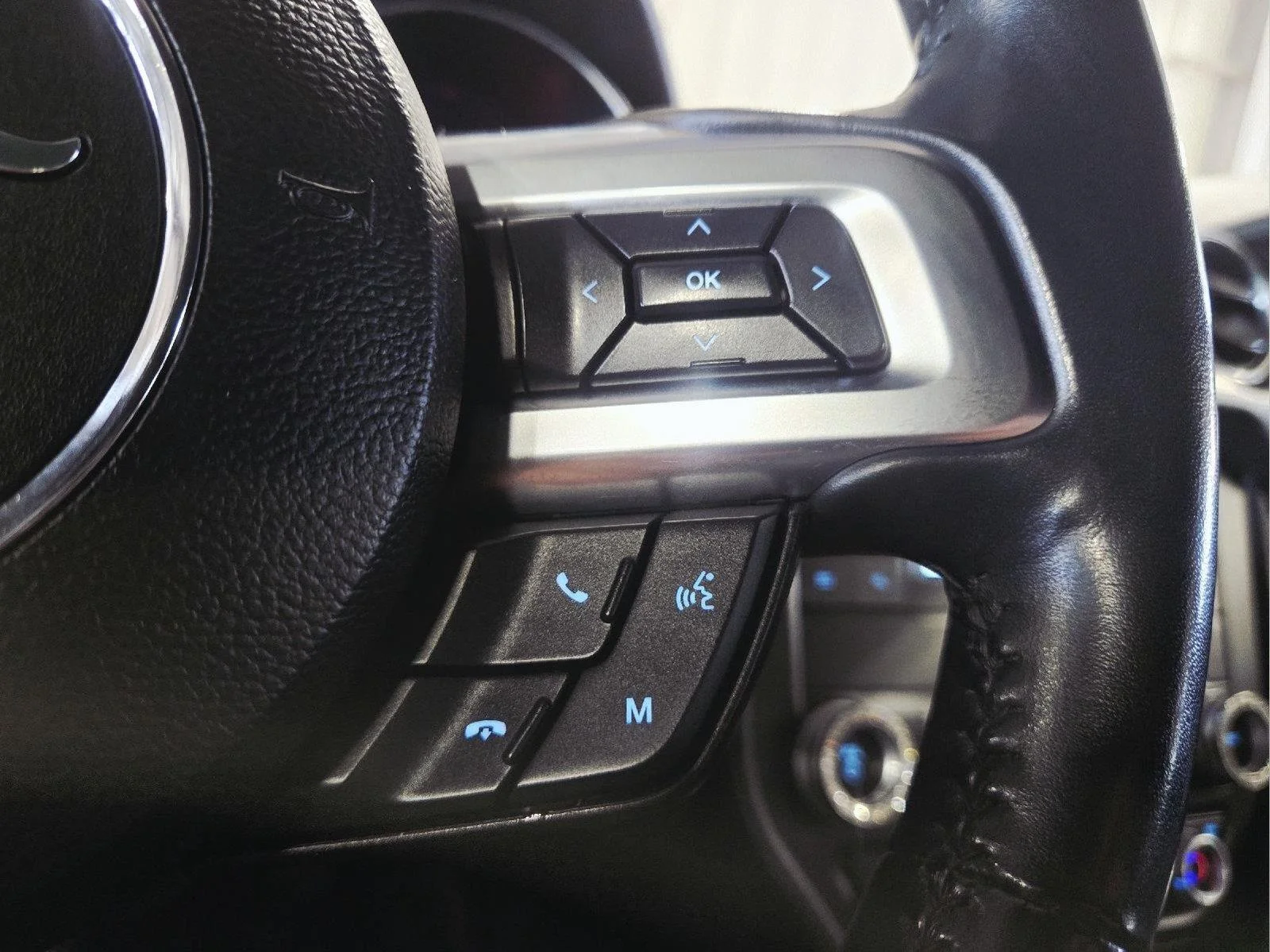 Used 2021 Shadow Black Ford GT image 28