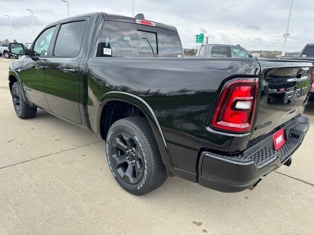 New 2026 Diamond Black Crystal Pearl-Coat Exterior Paint RAM Big Horn image 4