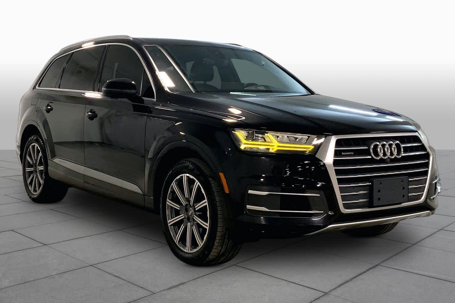 Used 2017 Audi Q7 Premium Plus with VIN WA1LAAF71HD056354 for sale in Kansas City
