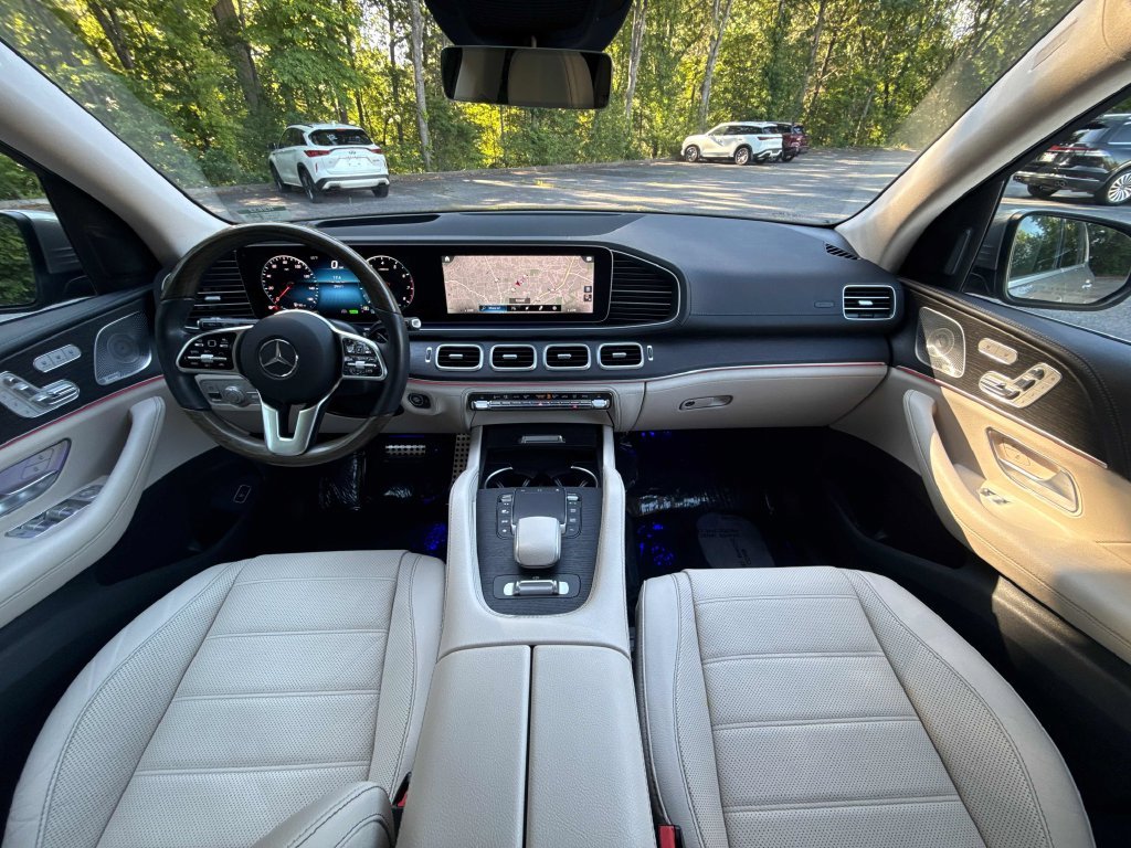 Used 2023  Mercedes-Benz GLS 450 image 13