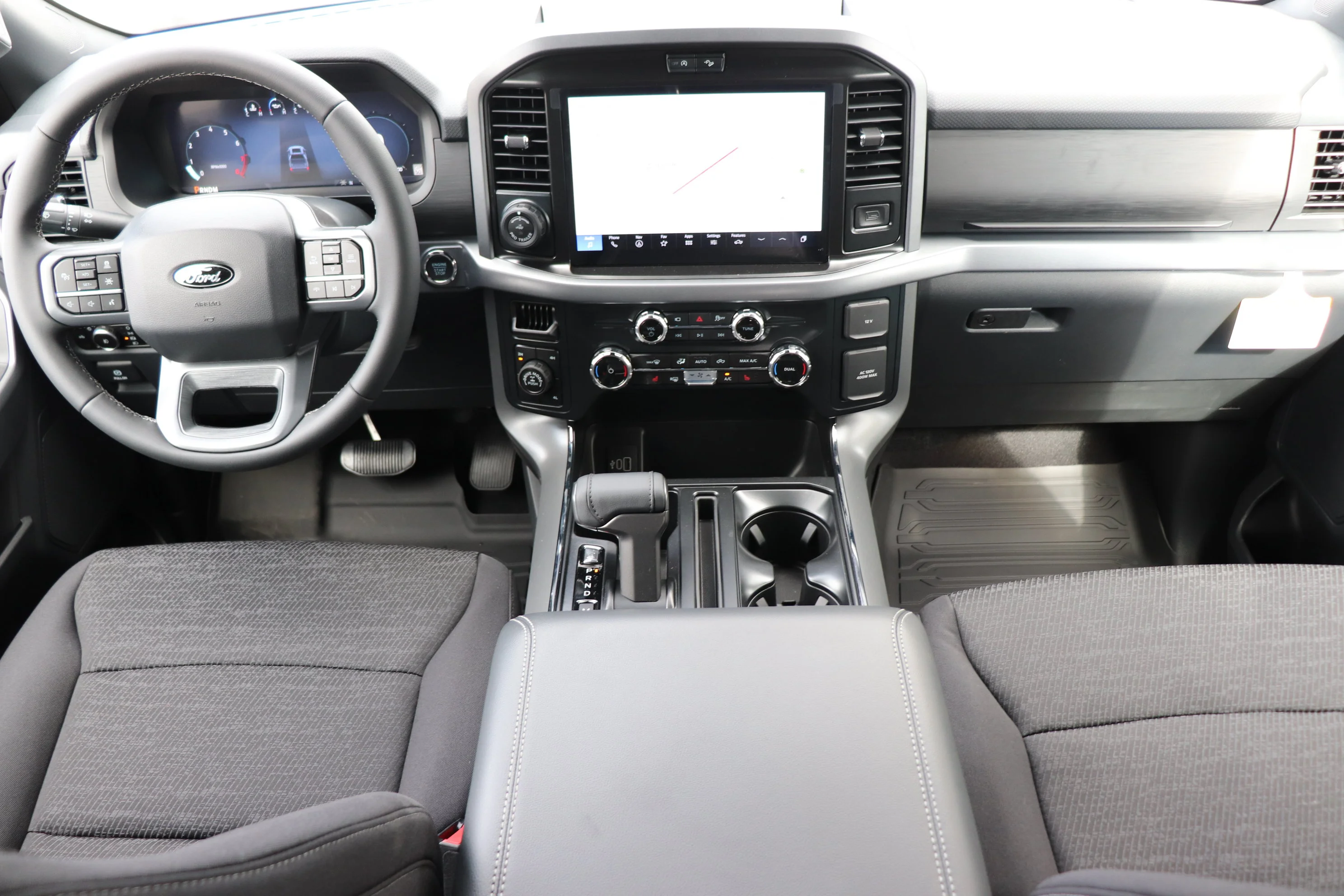 New 2026 CARBONIZED GREY METALLIC Ford XLT image 18