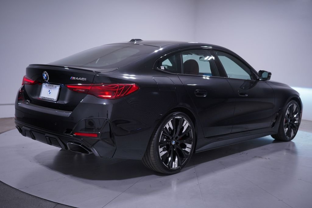 New 2026 Black Sapphire Metallic BMW M440i Gran Coupe image 3
