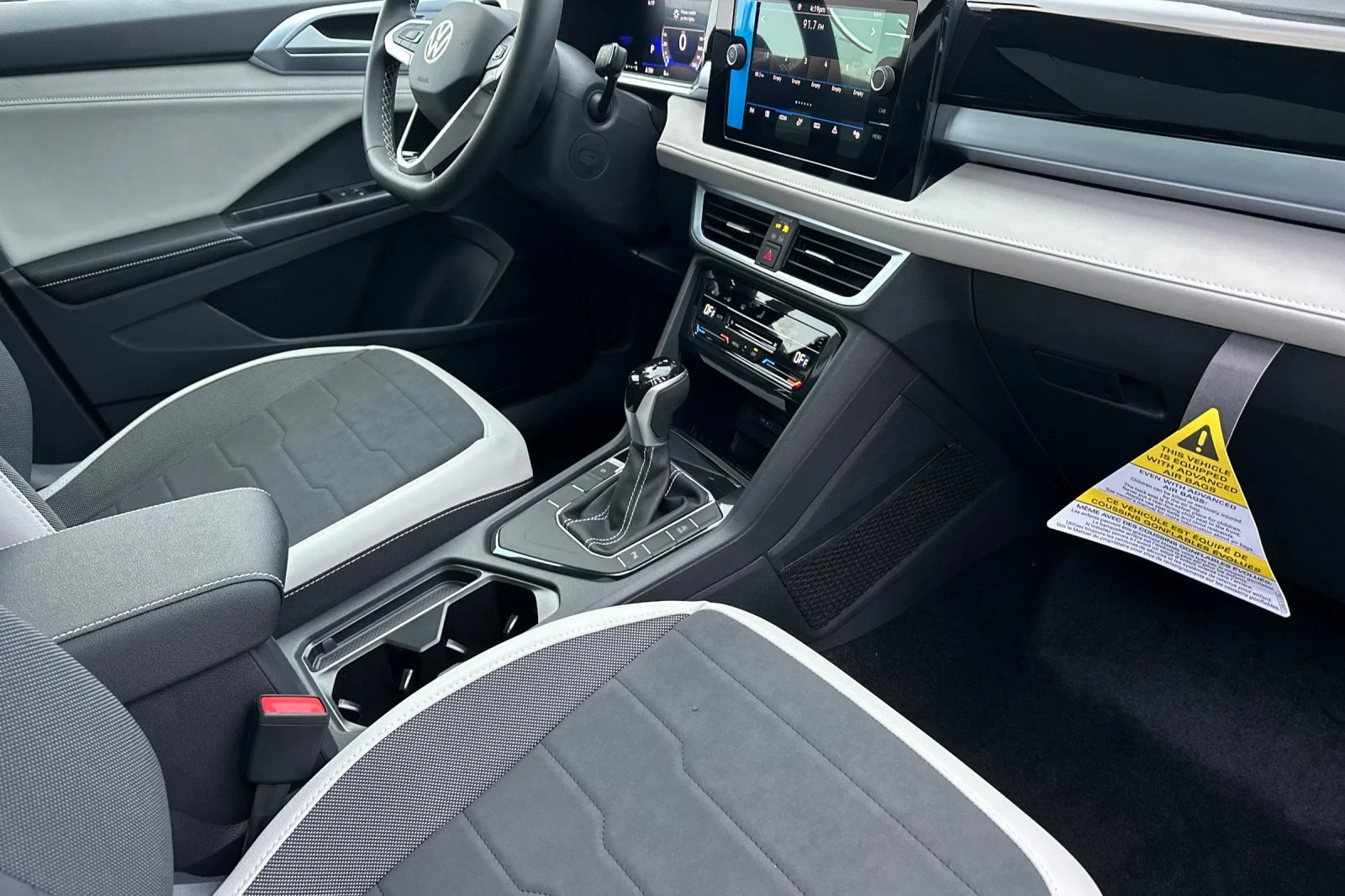 2026 Volkswagen Taos SE - Photo 16