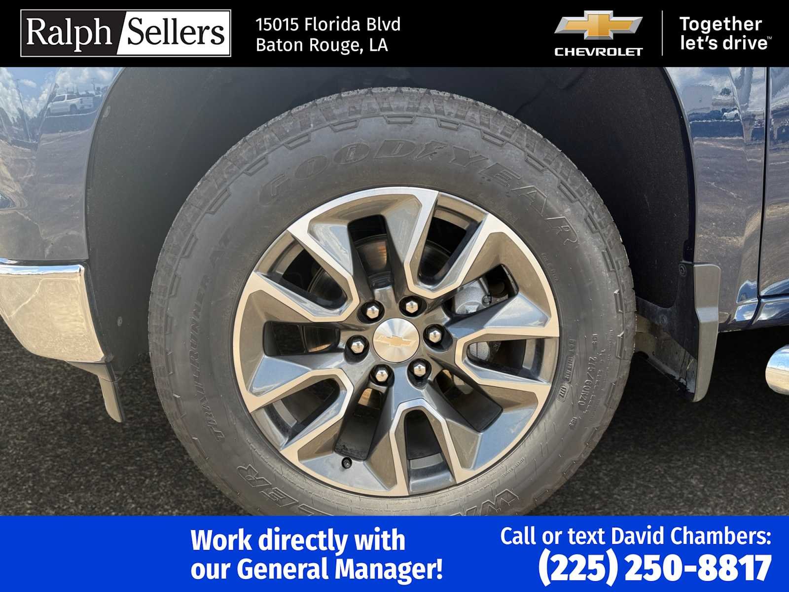 Used 2022 Northsky Blue Metallic Chevrolet LT image 14
