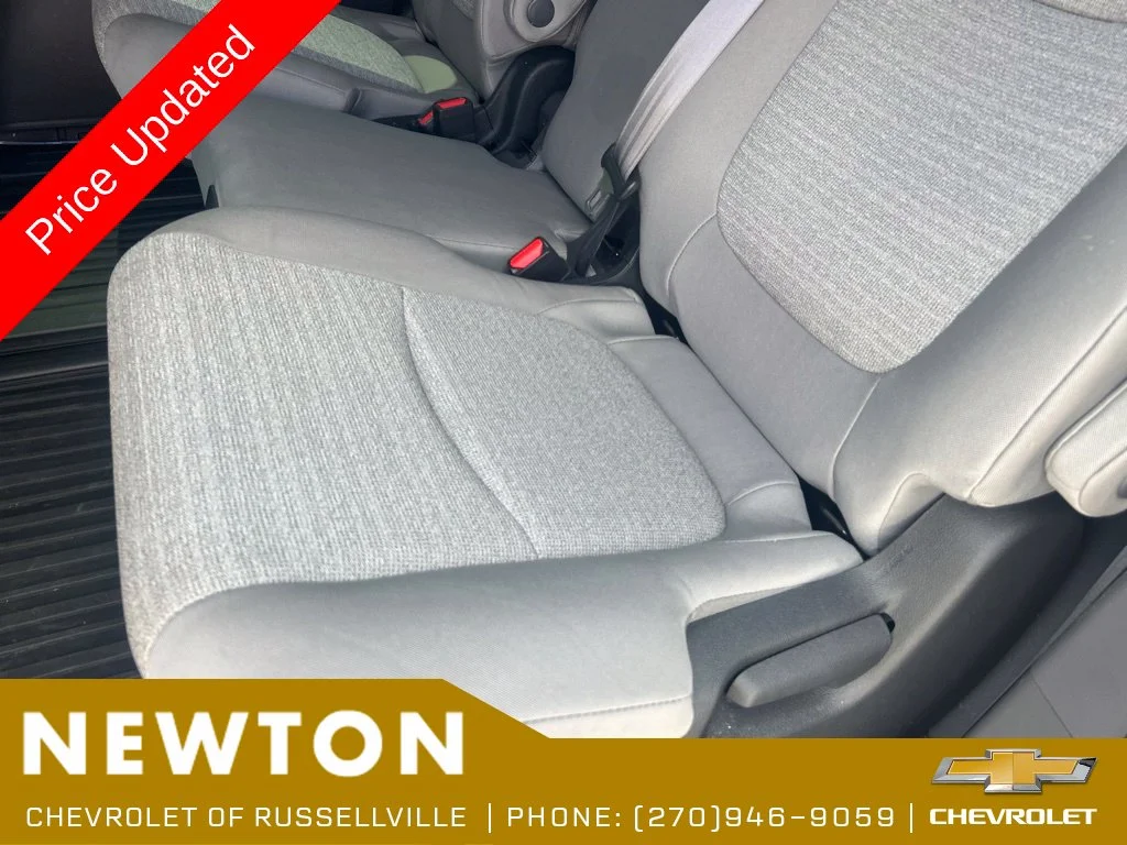 Used 2022 Gray Toyota LE image 34