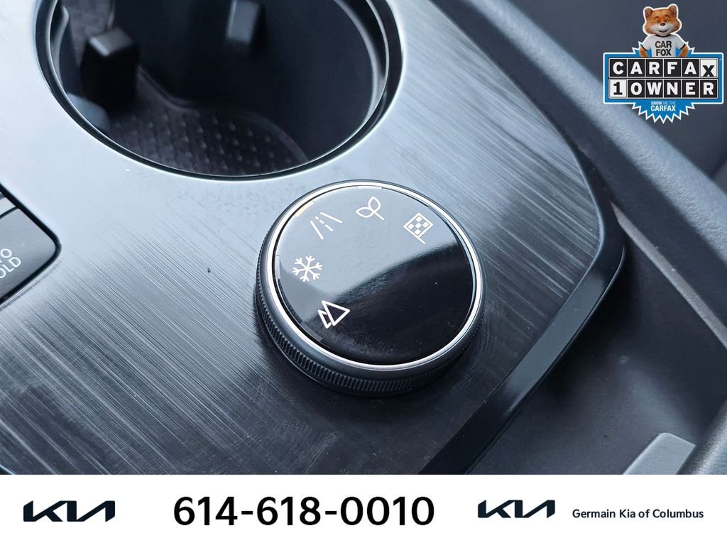 Used 2025 Black Nissan S image 31