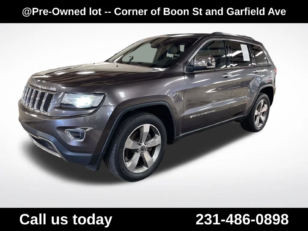 Used 2016 Gray Jeep Limited image 1