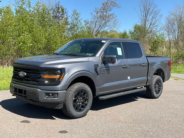 New 2026 Carbonized Gray Metallic Ford XLT image 28