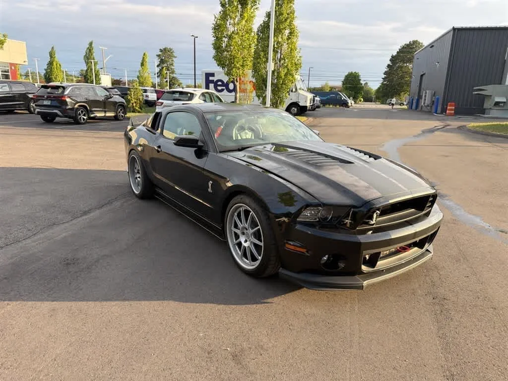 Used 2014 Black Ford Shelby GT500 image 4