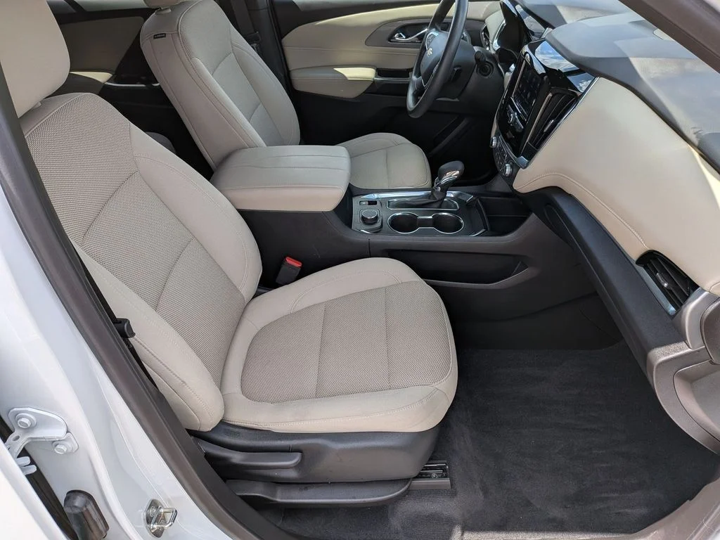 Used 2023 White Chevrolet LS image 31