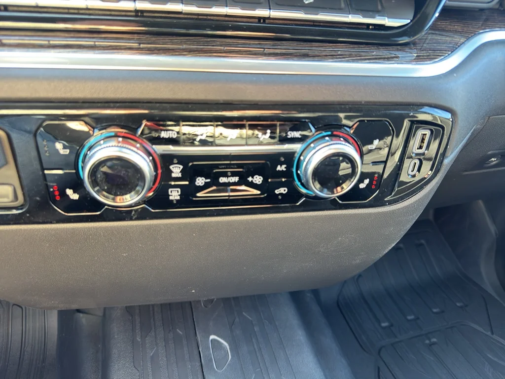 New 2026 Sterling Metallic GMC SLE image 23