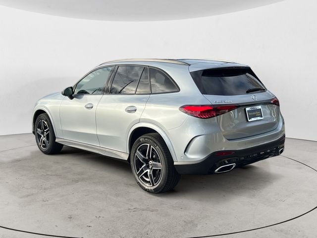 Used 2026 Silver Mercedes-Benz GLC 300 image 3