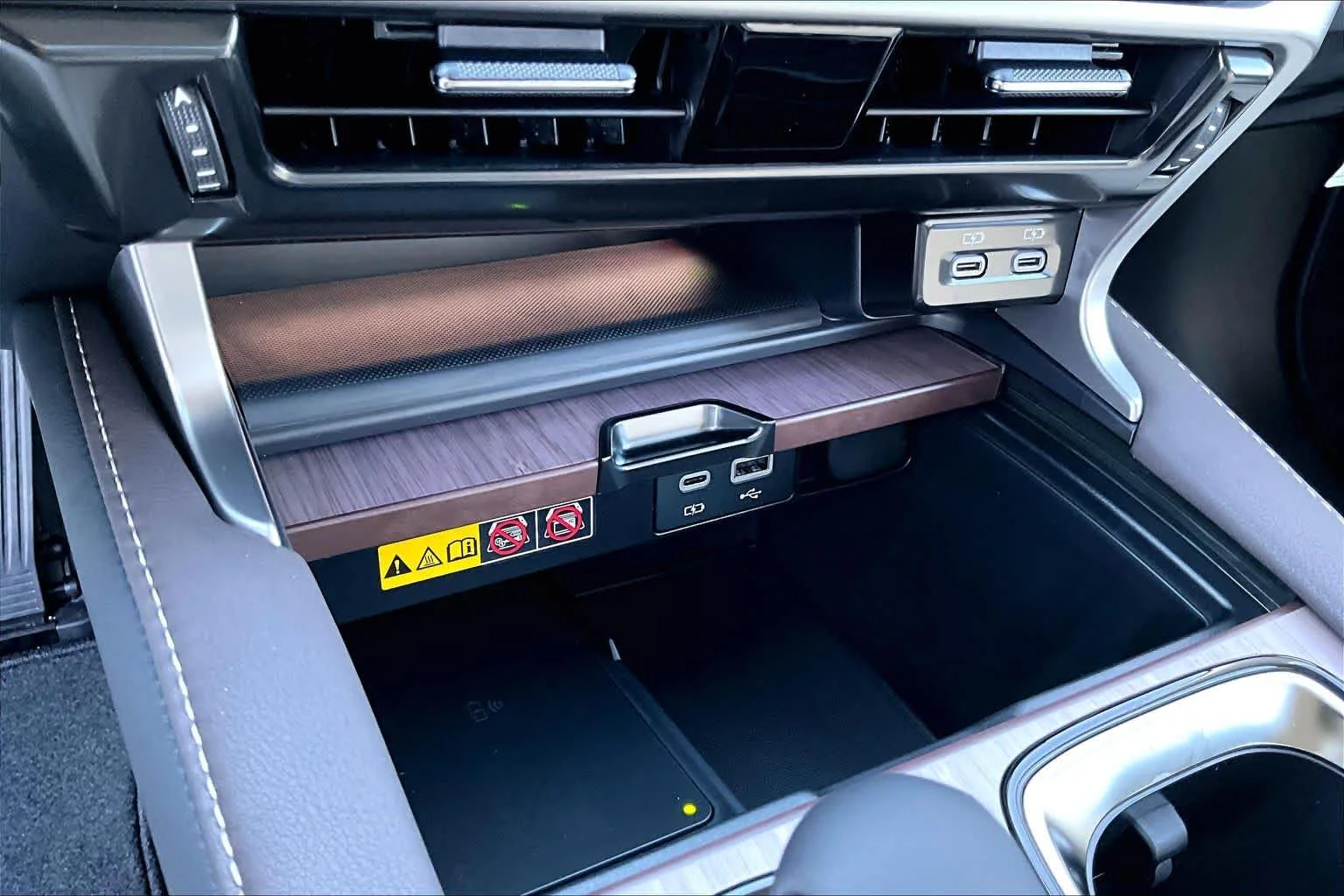 New 2026 Eminent White Pearl Lexus LUXURY AWD image 15