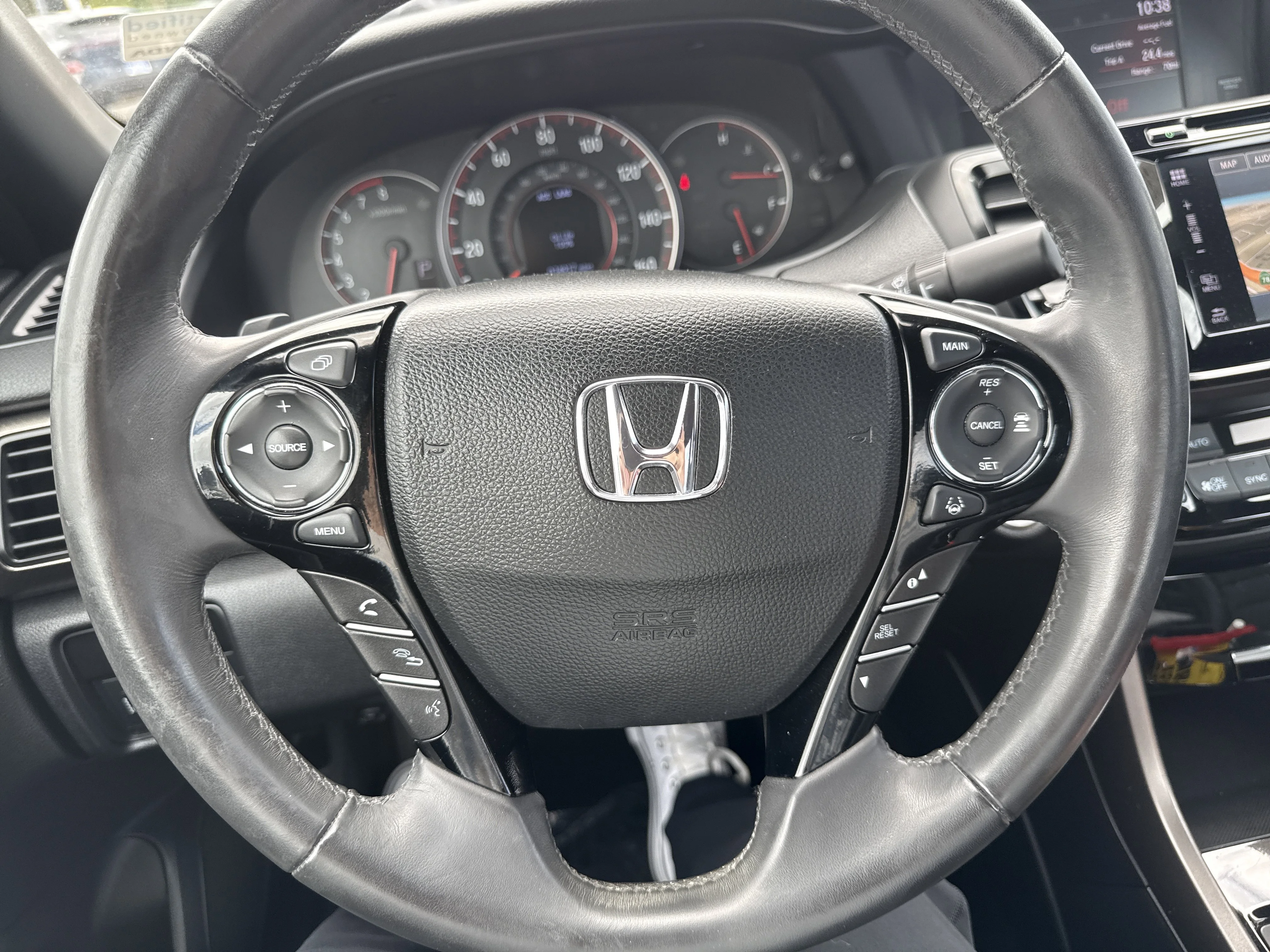 2017 Honda Accord Touring - Photo 18