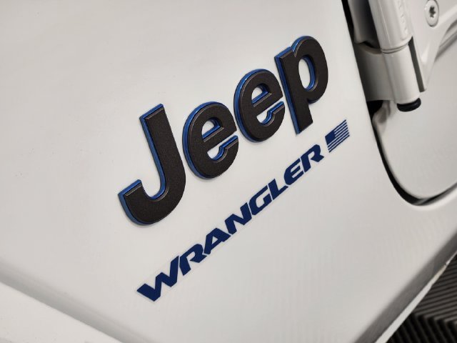 Used 2024 White Jeep Sport S 4xe image 10