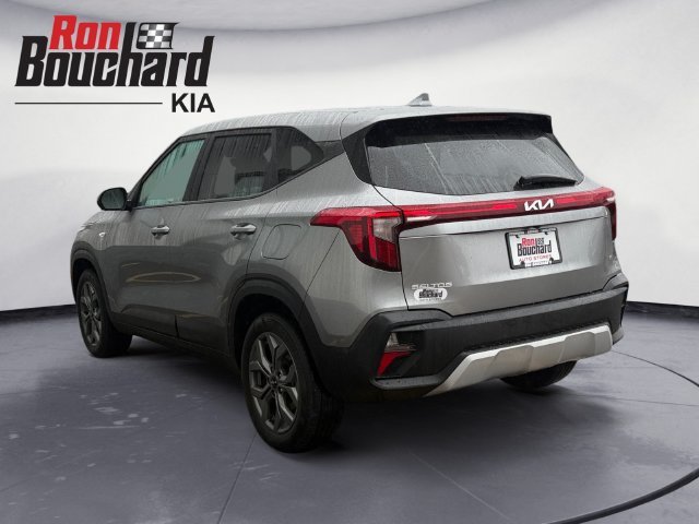 Used 2024 Gray Kia LX image 4