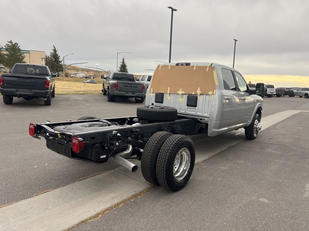 2026 RAM 3500 Chassis Big Horn - Photo 7