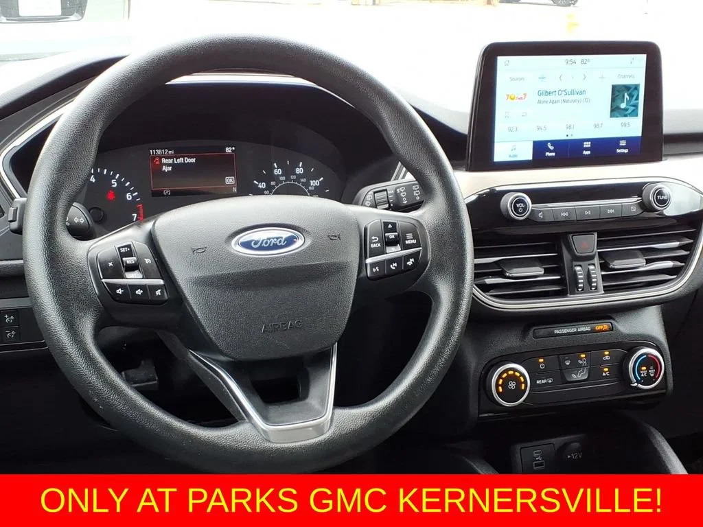 Used 2022 Ford Escape SE with VIN 1FMCU0G6XNUA20988 for sale in Kernersville, NC
