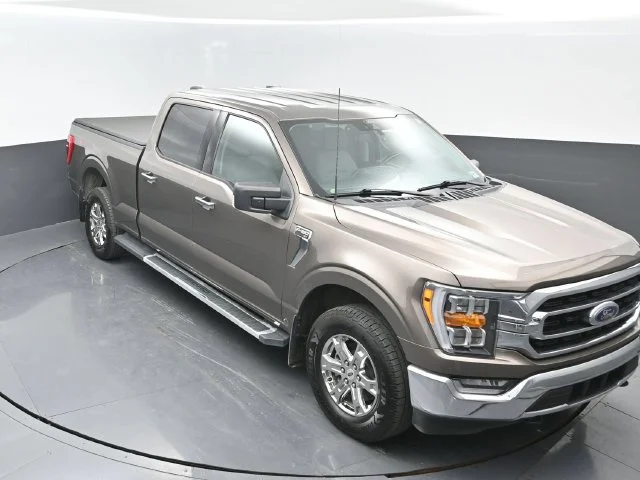 Certified Used 2022 Stone Gray Metallic Ford XLT image 17