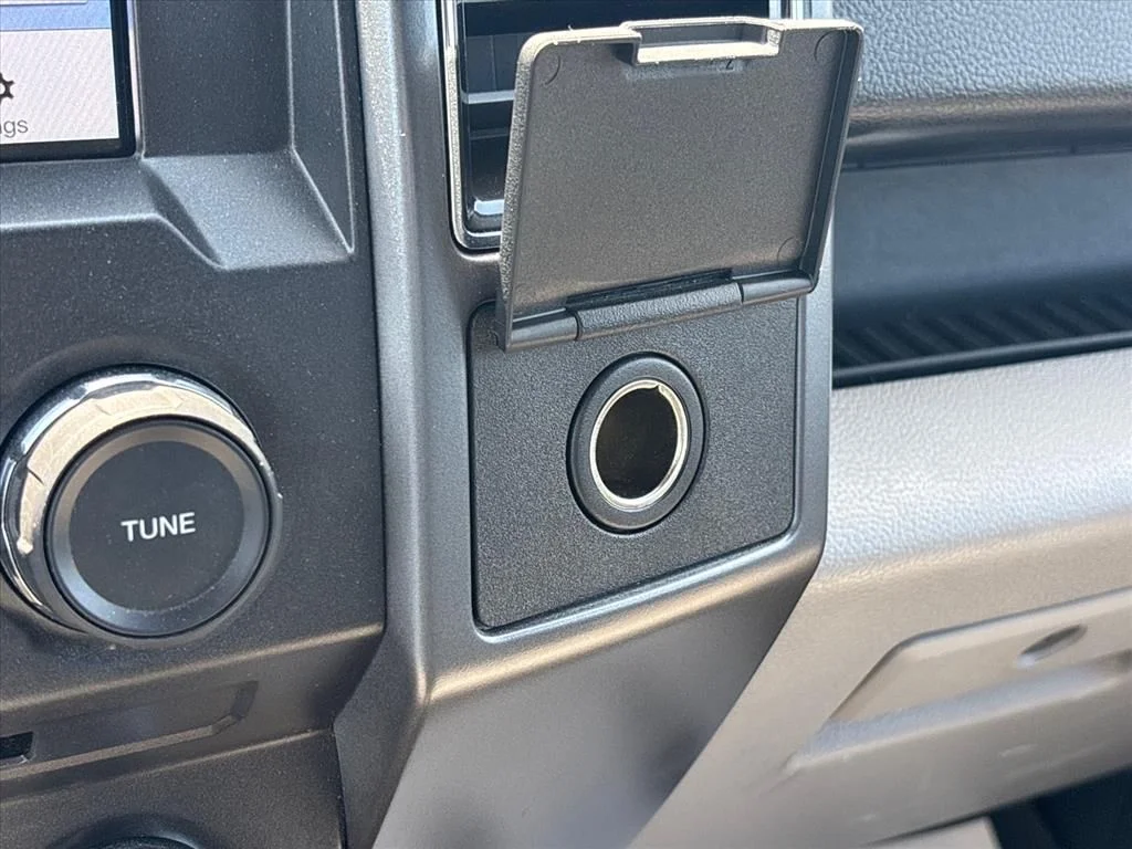 Used 2018 Black Ford XLT image 38