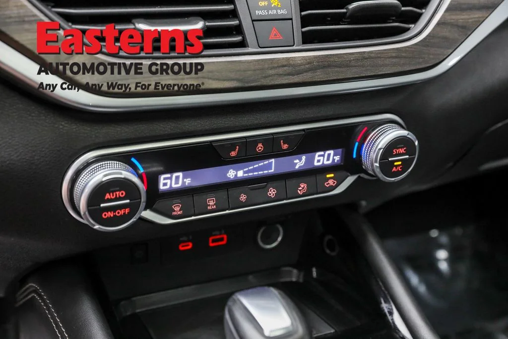 Used 2023 Black Nissan 2.5 SL image 19
