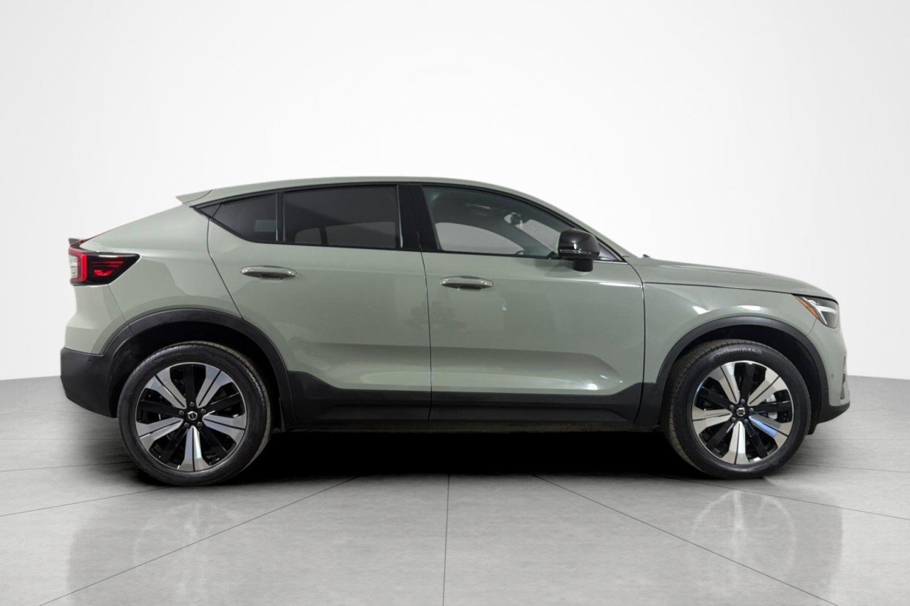 Used 2023 GREEN Volvo Plus image 6