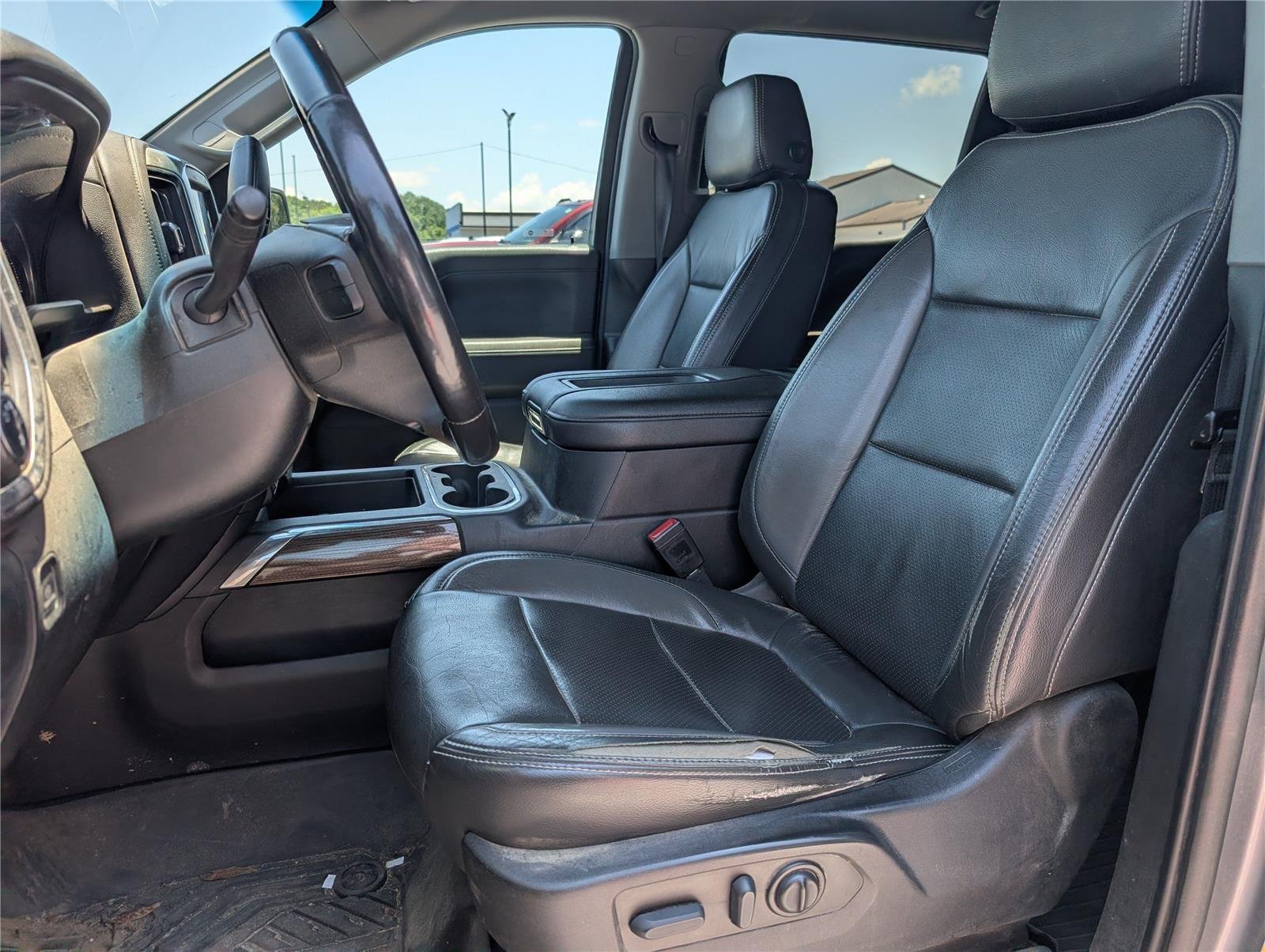 Used 2021 SATIN STEEL METALLIC Chevrolet LT Trail Boss image 3