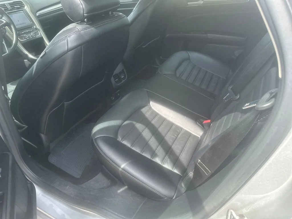 Used 2017 Silver Ford SE image 16