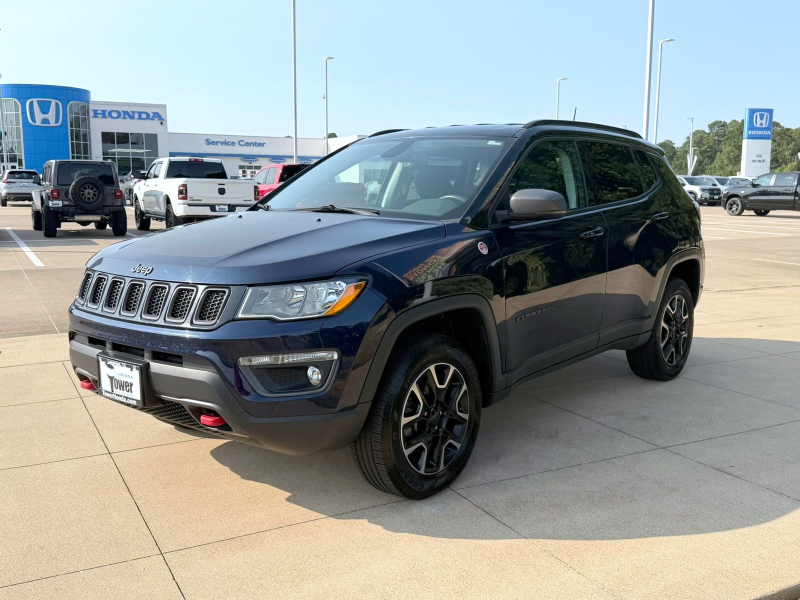 Used 2019 Jazz Blue Pearlcoat Jeep Trailhawk image 3