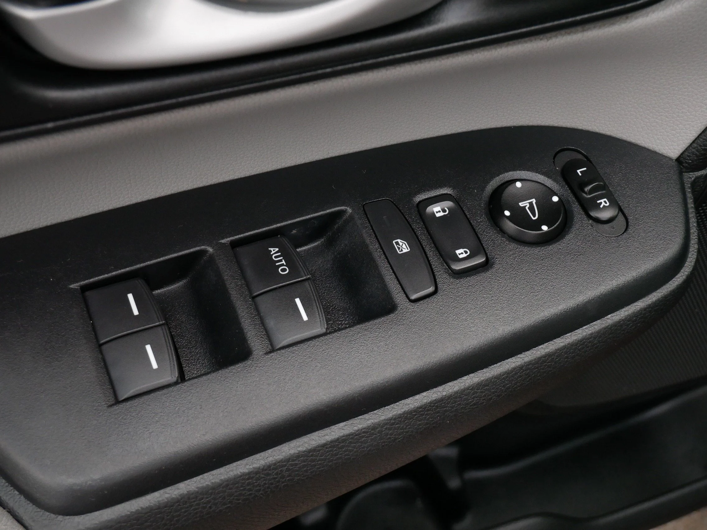 2019 Honda CR-V LX - Photo 19