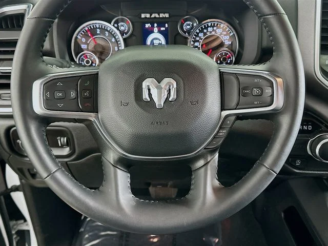 Certified Pre-Owned 2024 Ram 1500 Big Horn/Lone Star