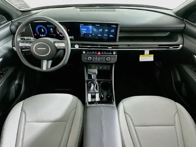 New 2027 Green Hyundai SE image 14