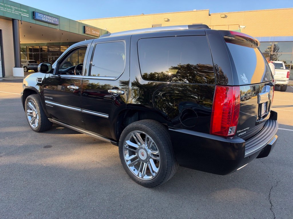 Used 2014 Black Cadillac Platinum Edition image 6