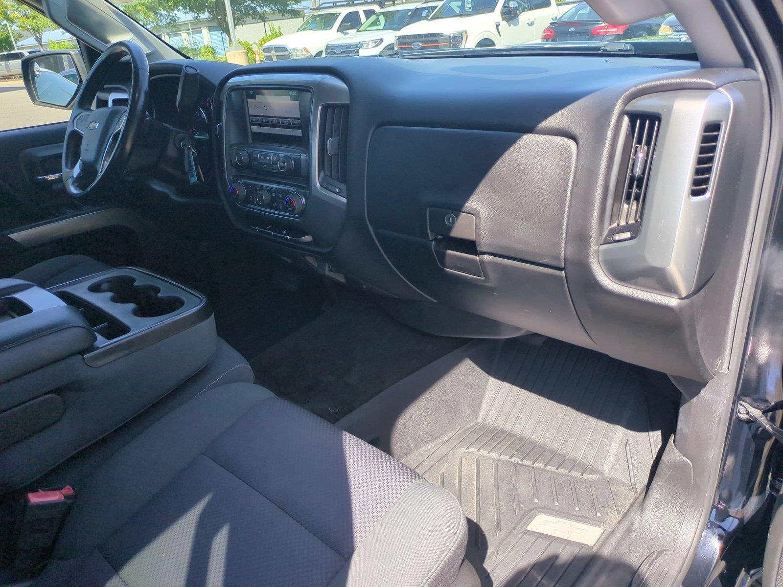 Used 2018 Black Chevrolet LT image 36